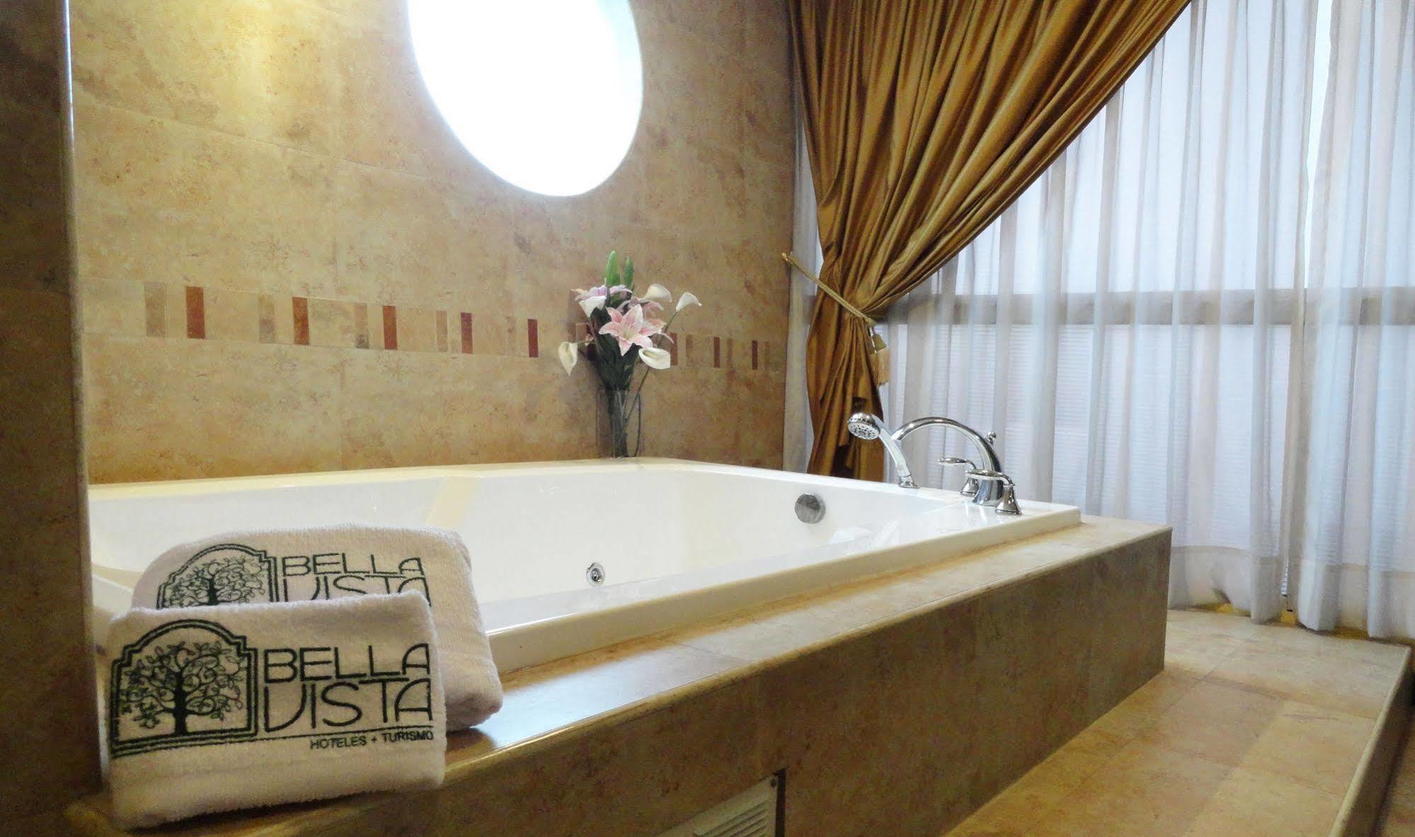 קיטו Hotel Suites Gonzalez Suarez מראה חיצוני תמונה