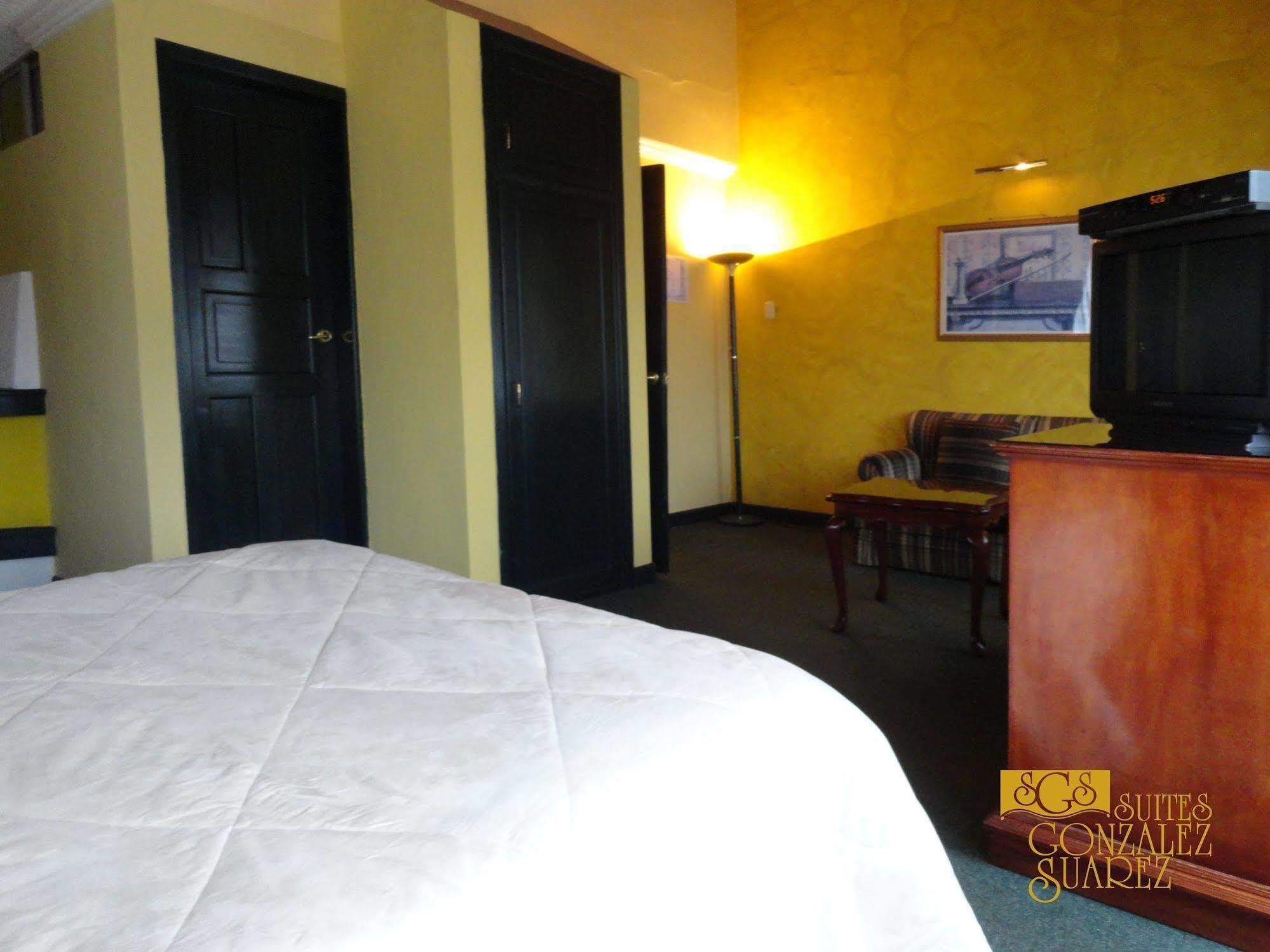 קיטו Hotel Suites Gonzalez Suarez מראה חיצוני תמונה