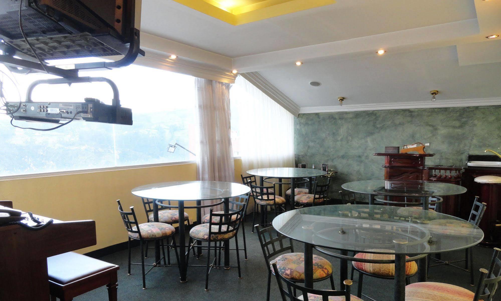 קיטו Hotel Suites Gonzalez Suarez מראה חיצוני תמונה